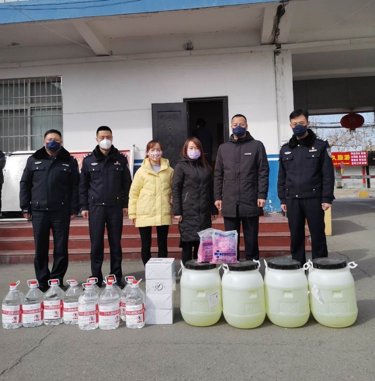 愛心企業(yè)——西安恒宇鋼管制造有限公司為高陵交警送來抗疫物資